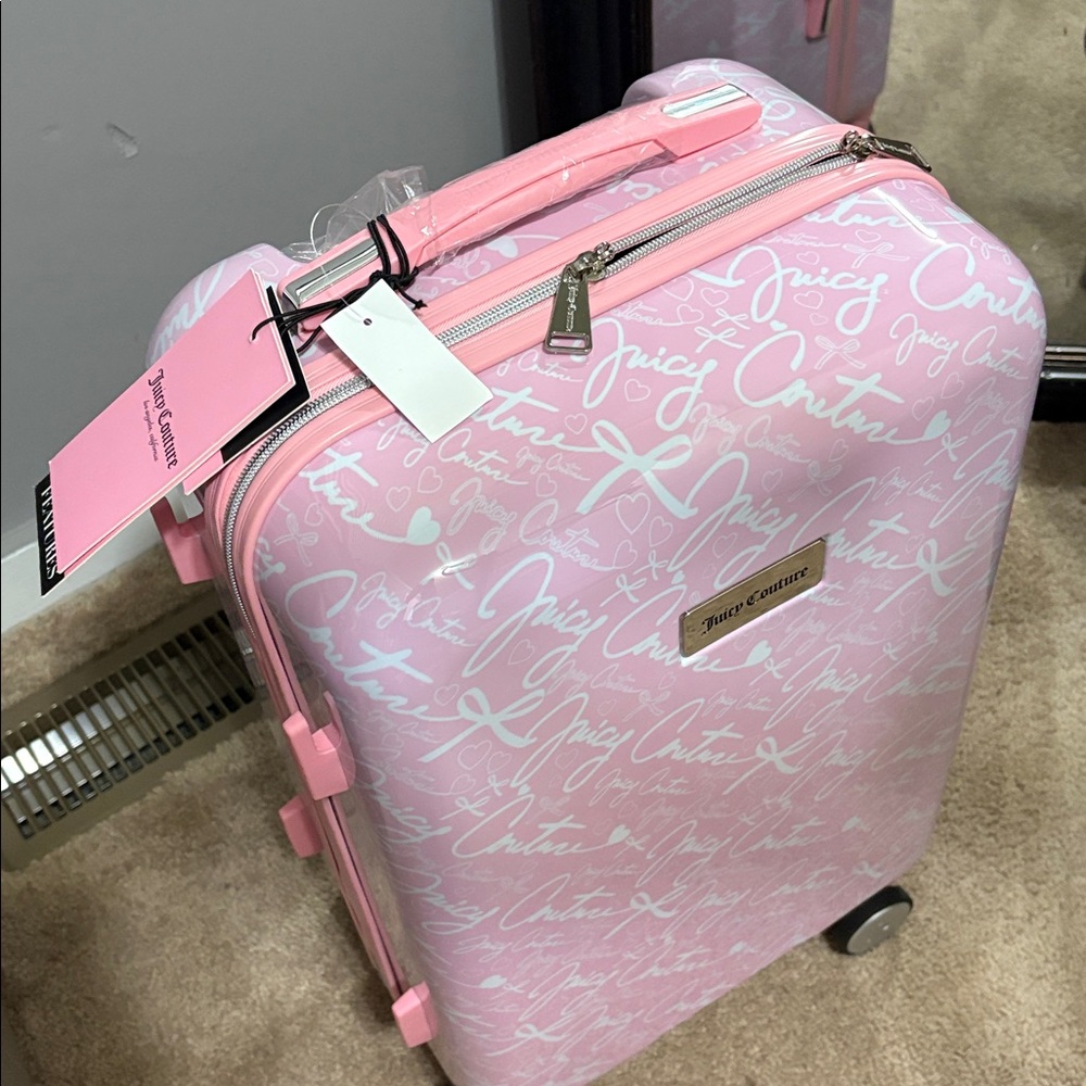 Juicy Couture Light Pink 21”
